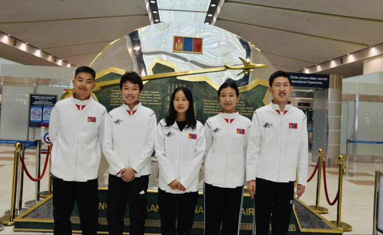 Дэлхийн шатрын олимпиадад оролцох Монголын баг тамирчид