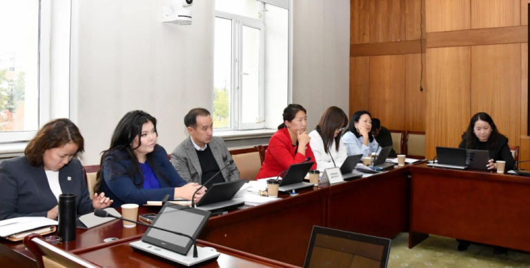 УИХ-ын даргын 93 дугаар захирамжаар байгуулагдсан ажлын хэсэг хуралдлаа