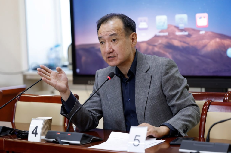 Хууль тогтоомжийн тухай хуульд нэмэлт, өөрчлөлт оруулах тухай асуудлаар хуралдав