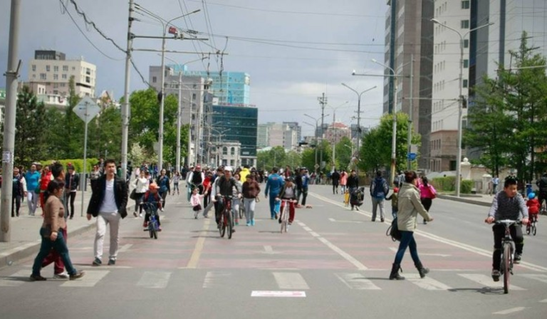 Автомашингүй өдрөөр дараах авто замуудыг хаана