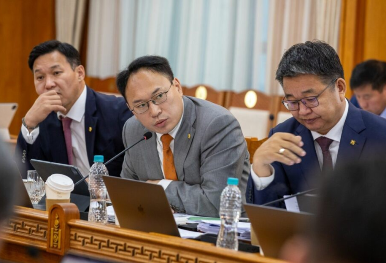 Төрд байгаа их өгөгдөлийг нээлттэй болгож, эдийн засгийн эргэлтэд оруулна