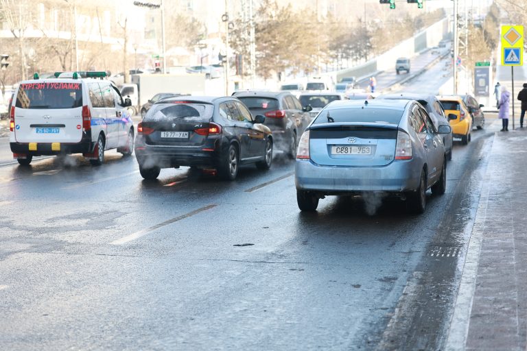 Таван шалгуур үзүүлэлтээр нийслэлд тээврийн хэрэгслийн сери дугаар олгоно