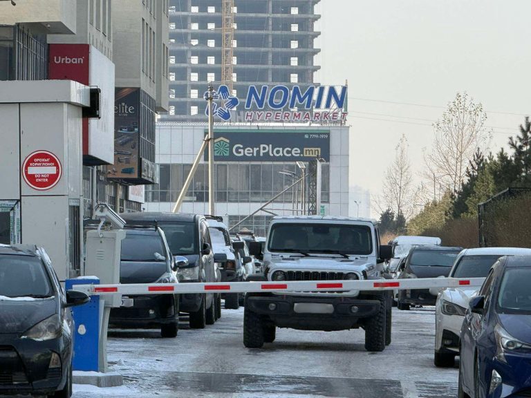 Б.Загдсамбар: СӨХ газрын зөвшөөрөлгүйгээр нийтийн эзэмшлийн зам талбайг хашаалж, хаалт тавих эрхгүй