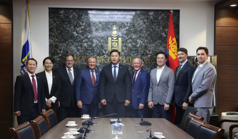 Юта мужийн их сургуультай хөх болон умайн хүзүүний хорт хавдрын тусламжийн чиглэлээр хамтарна