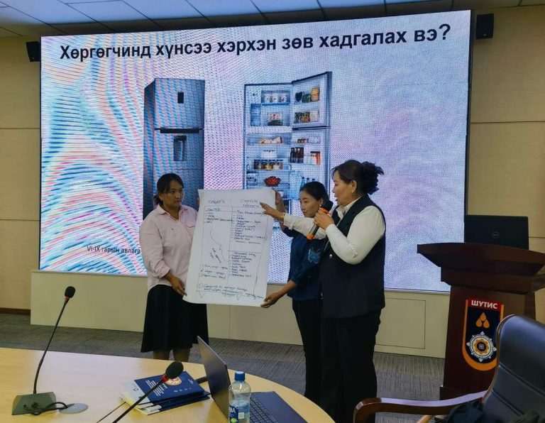 Дотуур байрны сурагчдад зориулан хоол, шим тэжээл, эрүүл мэндийн хөтөлбөр, гарын авлага боловсруулжээ