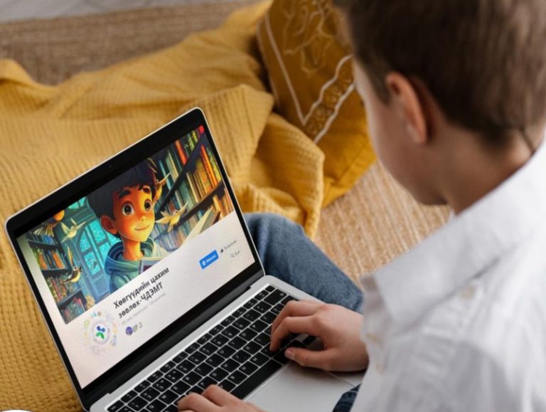 “Хөвгүүдийн цахим зөвлөх” хуудас ажиллуулж эхэлжээ