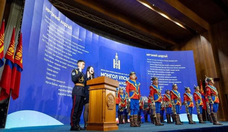 800 залуус “Иргэний андгай” өргөлөө