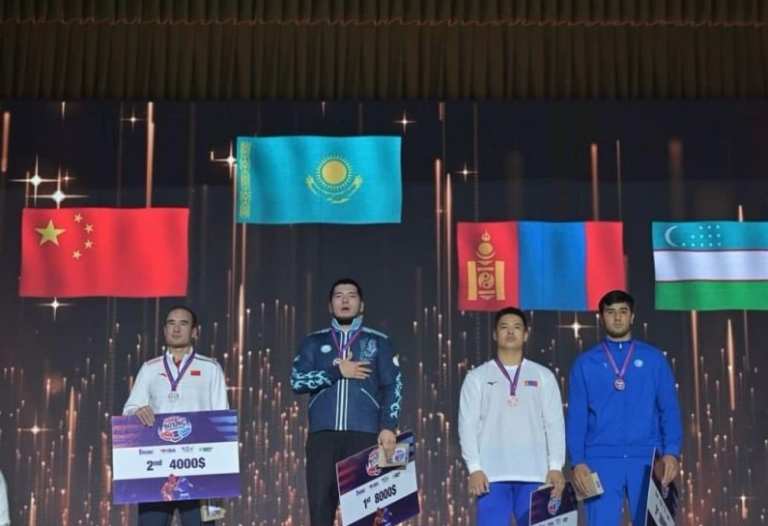 Монголын боксчид ААШТ-ээс дөрвөн хүрэл медаль хүртжээ