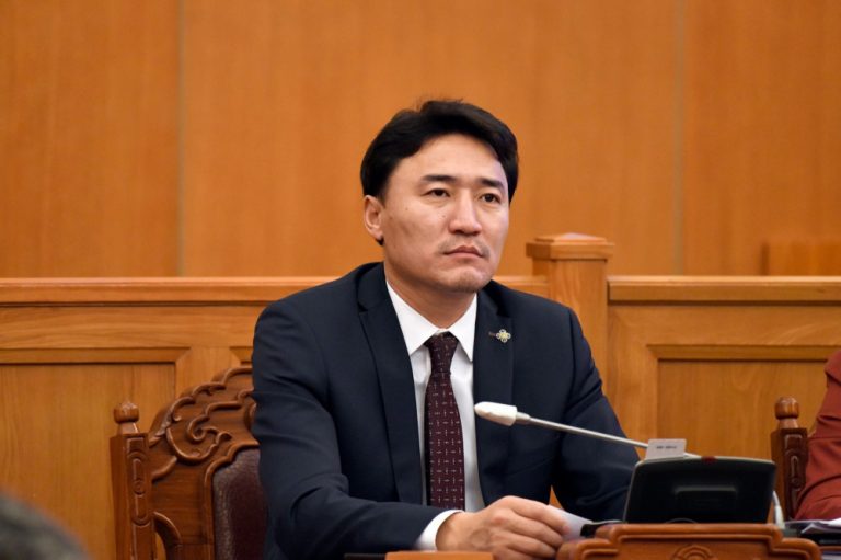 Г.Дамдинням: ХХААХҮЯ гэж халамжийн яам боллоо, яамны тусгай сангуудад аудит оруулмаар байна