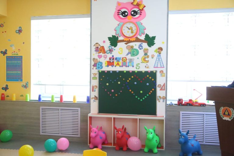 “Хүүхдийн өдөр өнжүүлэх өрөө”-г шинээр тохижуулжээ