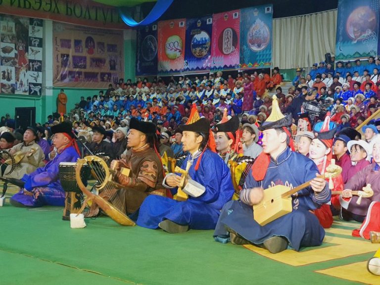 “Баатарлаг Жангар” туулийг 1000 сурагч бүрэн эхээр нь хайллаа