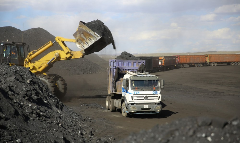 Нүүрсний экспорт 74.2 сая тонн болж, 23.9 хувиар өслөө