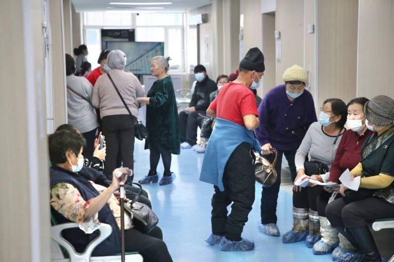 Хоёрдугаар сарыг “Ахмад настны эрүүл мэндийг дэмжих сар” болголоо