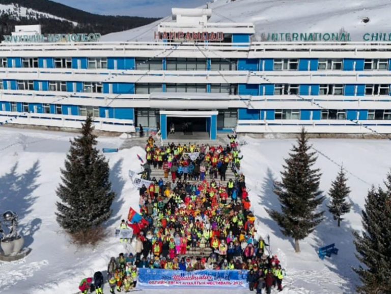 Өвлийн явган алхалтын фестиваль эхэллээ