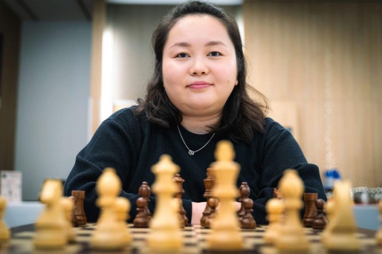 Их мастер Б.Мөнгөнтуул хожигдолгүй цувралаа үргэлжлүүлж байна