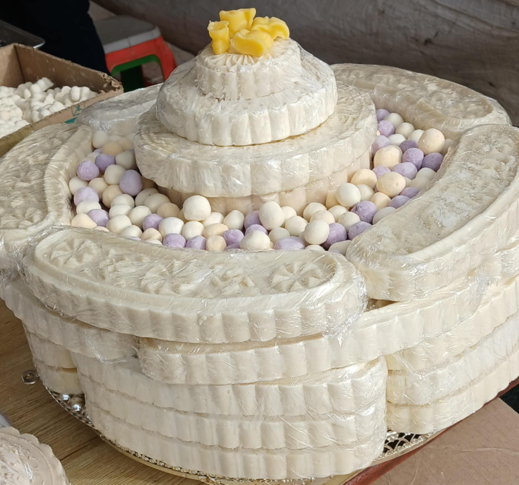 Колготкидегі жетілген әйелдерді қараңыз