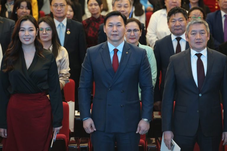 Хүүхдийн шүдний өвчлөлийг бууруулах цогц бодлого хэрэгжүүлнэ