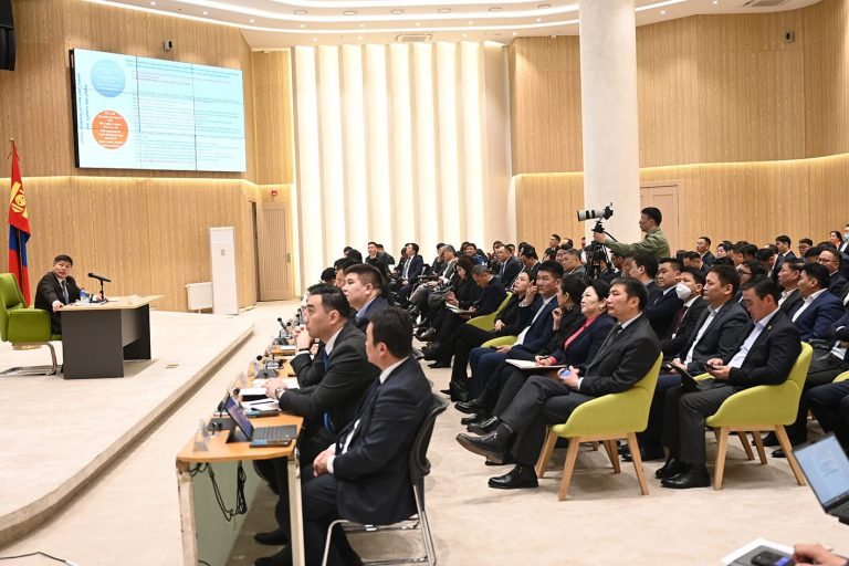 Нийслэлийн 90 байршилд гаднын франчайз үйлчилгээтэй, авто зогсоол барина