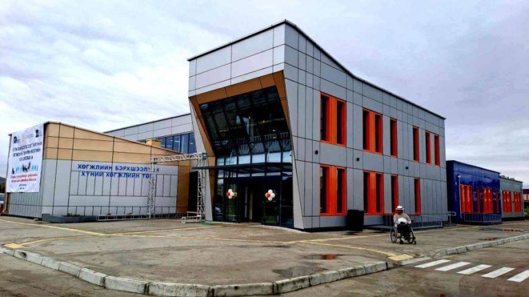 Хөгжлийн бэрхшээлтэй хүний хөгжлийн төвийг бүх аймагт байгуулна