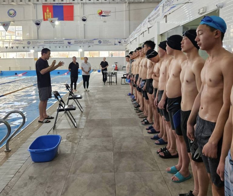 Усанд сэлэлтийн сургалт, дадлагаар алба хаагчдыг мэргэшүүлж байна