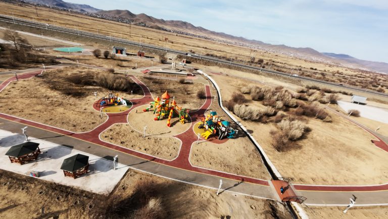 БЗД-т экстрем спортын талбай байгууллаа