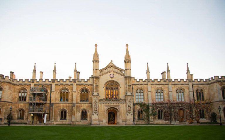 Чингис хаан судлалыг хөгжүүлэх чиглэлээр Кэмбрижийн их сургуультай хамтран судалгааны тэтгэлэг зарлалаа