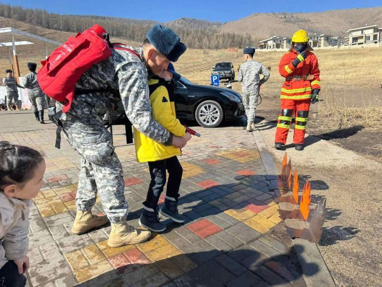 Ой, хээрийн түймрээс урьдчилан сэргийлэх хөдөлгөөнт эргүүлүүд үүрэг гүйцэтгэж байна