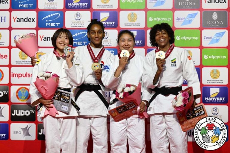 Манай жүдочид Астанагийн “Их дуулга”-аас гурван медаль хүртлээ