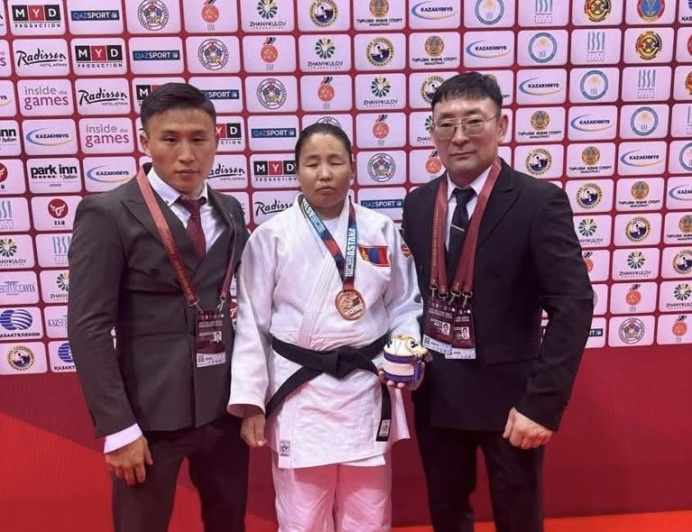 Пара жүдоч Л.Туруунаа ДАШТ-ээс хүрэл медаль хүртлээ