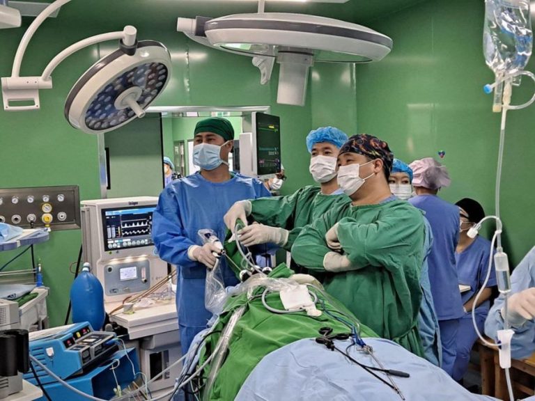 Бамбай булчирхайн зангилаа авах дурангийн мэс заслыг нэвтрүүлжээ