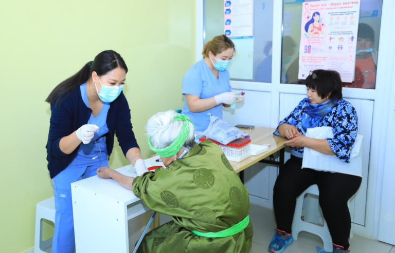 “Дэлхийн өрхийн эмч нарын өдөр” тохиож байна