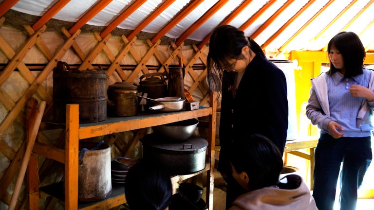 Уламжлалт цагаан идээ боловсруулах өдөрлөг зохион байгууллаа