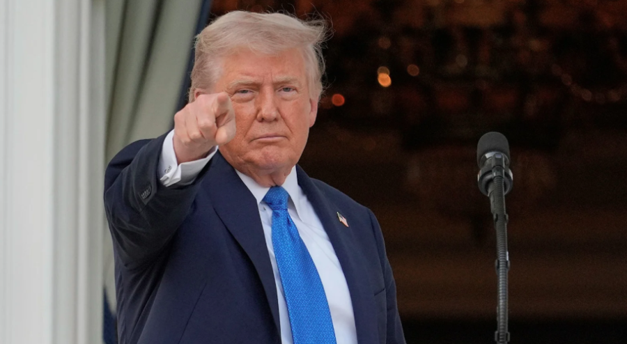 АНУ руу 12 улсын иргэдийг нэвтрүүлэхийг хориглолоо