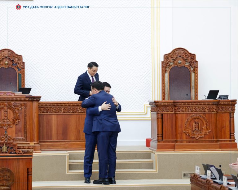 ГОМБОЖАВЫН ЗАНДАНШАТАРЫГ МОНГОЛ УЛСЫН 34 ДЭХ ЕРӨНХИЙ САЙДААР ТОМИЛЛОО