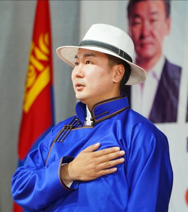 П.Мөнхтулга: Өмнөх улс төрчдийн гаргаж буй шийдвэр намайг улс төрд хөл тавихад хүргэсэн