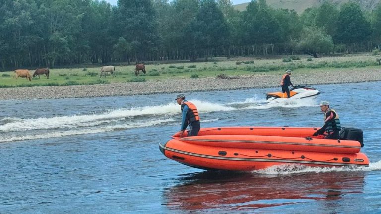 Туул, Тэрэлж, Хэрлэн гол дагуу хөдөлгөөнт болон завьт эргүүл явж эхэллээ