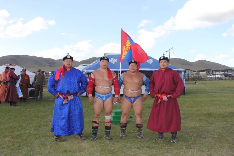 Хилчин спорт хорооны сорилго наадам боллоо