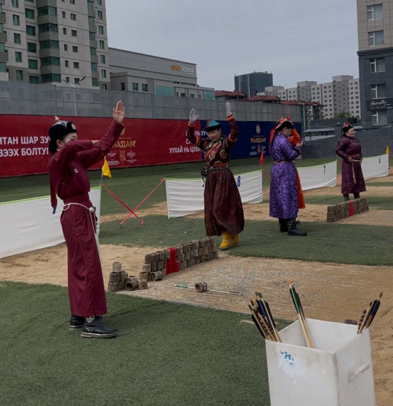 Үндэсний их баяр наадмын Сур харваа эхэллээ