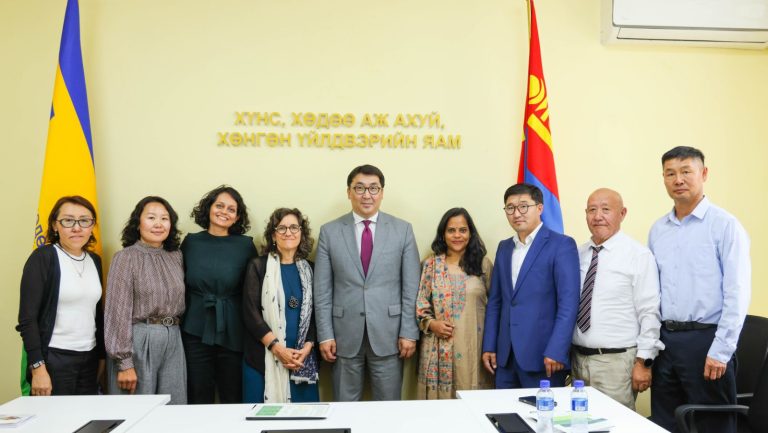 ХХААХҮЯ-ны Төрийн нарийн бичгийн дарга Олон улсын газрын эвслийн төлөөлөгчдийг хүлээн авч уулзлаа