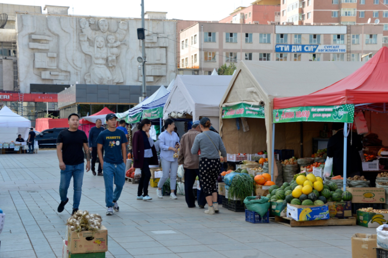 “Алтан намар-2025” төмс, хүнсний ногооны өргөтгөсөн худалдаа гарч эхэллээ