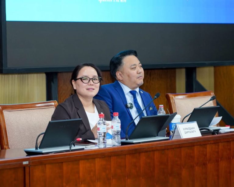 “Хөгжлийн бэрхшээлтэй хүний эрхийн хэрэгжилт ба улсын төсөв” хэлэлцүүлэг боллоо