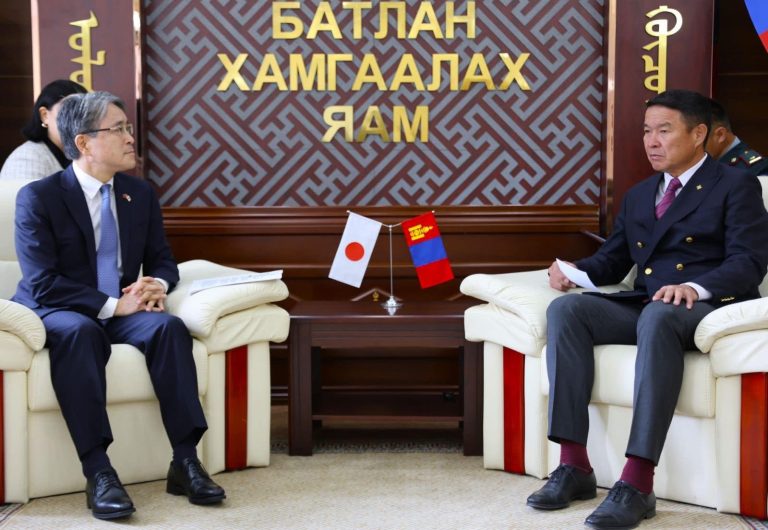Япон Улсын батлан хамгаалахын салбартай  өргөн хүрээнд хамтран ажиллана