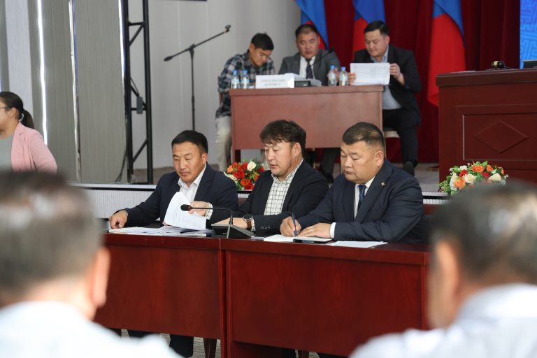 Архангай аймгийн ИТХ-ын ээлжит 7-р хуралдаан боллоо