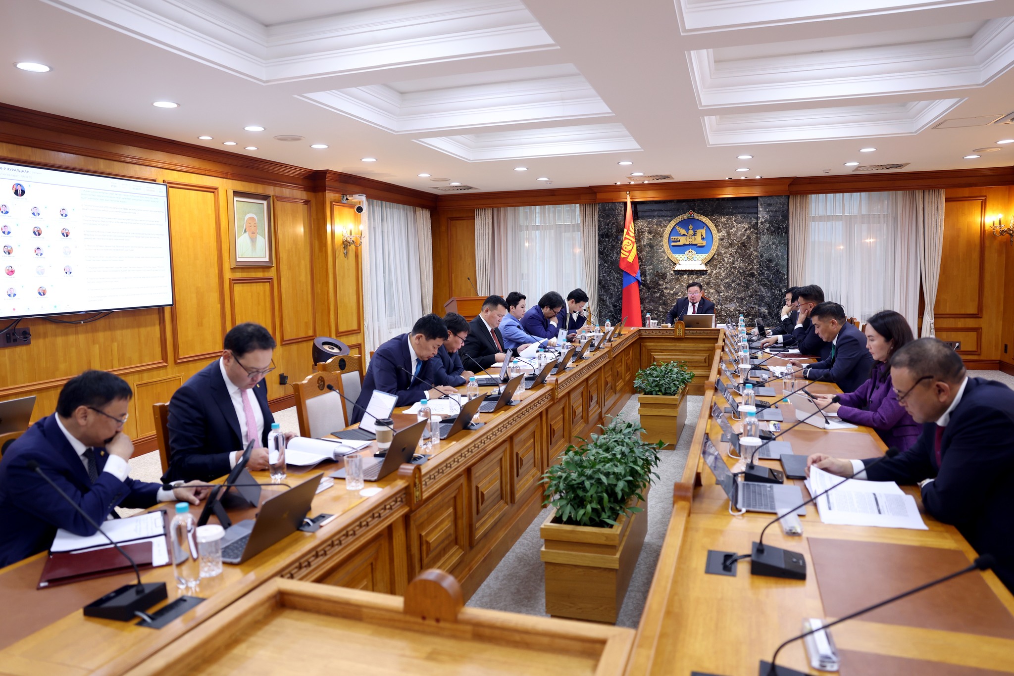 Засгийн газрын ээлжит хуралдаанаар дараах асуудлуудыг хэлэлцэнэ