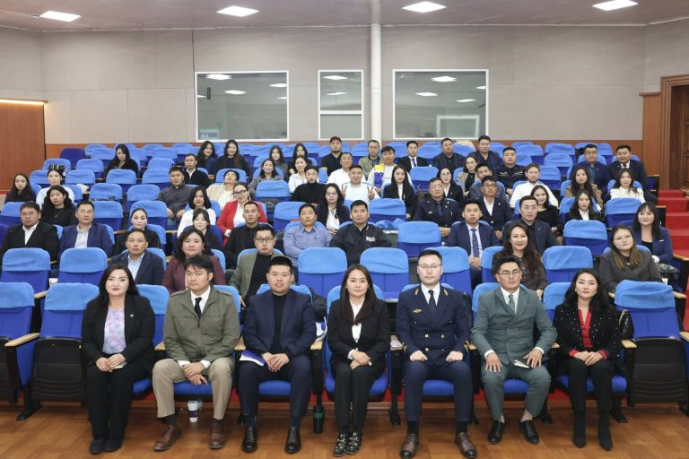 ССАЖЗЯ: “Салбарын залуучуудын тулгамдсан асуудлууд ба шийдвэрлэх арга зам” хэлэлцүүлэг боллоо