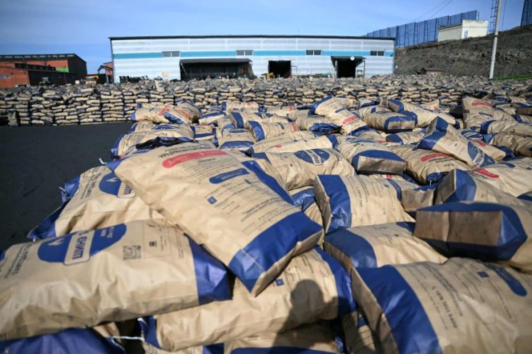 Нам даралтын зуухтай айлуудад хорооны Засаг даргын тодорхойлолтоор түлш нэмж олгоно