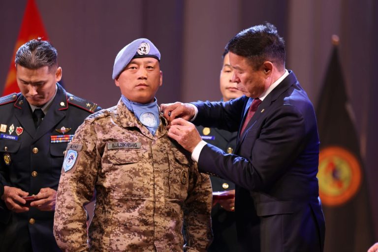 Энхийг сахиулагчдыг төрийн дээд одон медалиар шагналаа