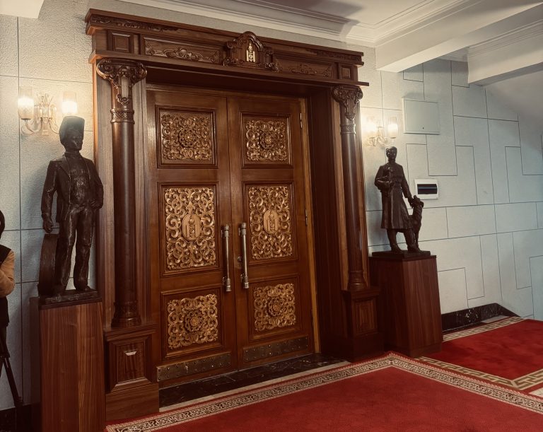 Байнгын хорооны саналын томьёоллоор санал хураалт явуулах нь Үндсэн хууль зөрчинө