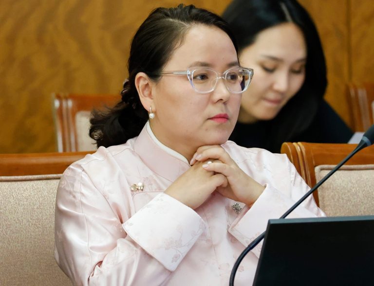 О.Саранчулуун: Боловсролыг дэмжинэ, хамгаална гэдэг нь багшийг дэмжинэ, хамгаална гэсэн үг