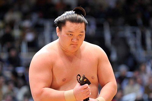 Хакүхо аварга “HEROs AWARD 2025” шагналын эзэн боллоо